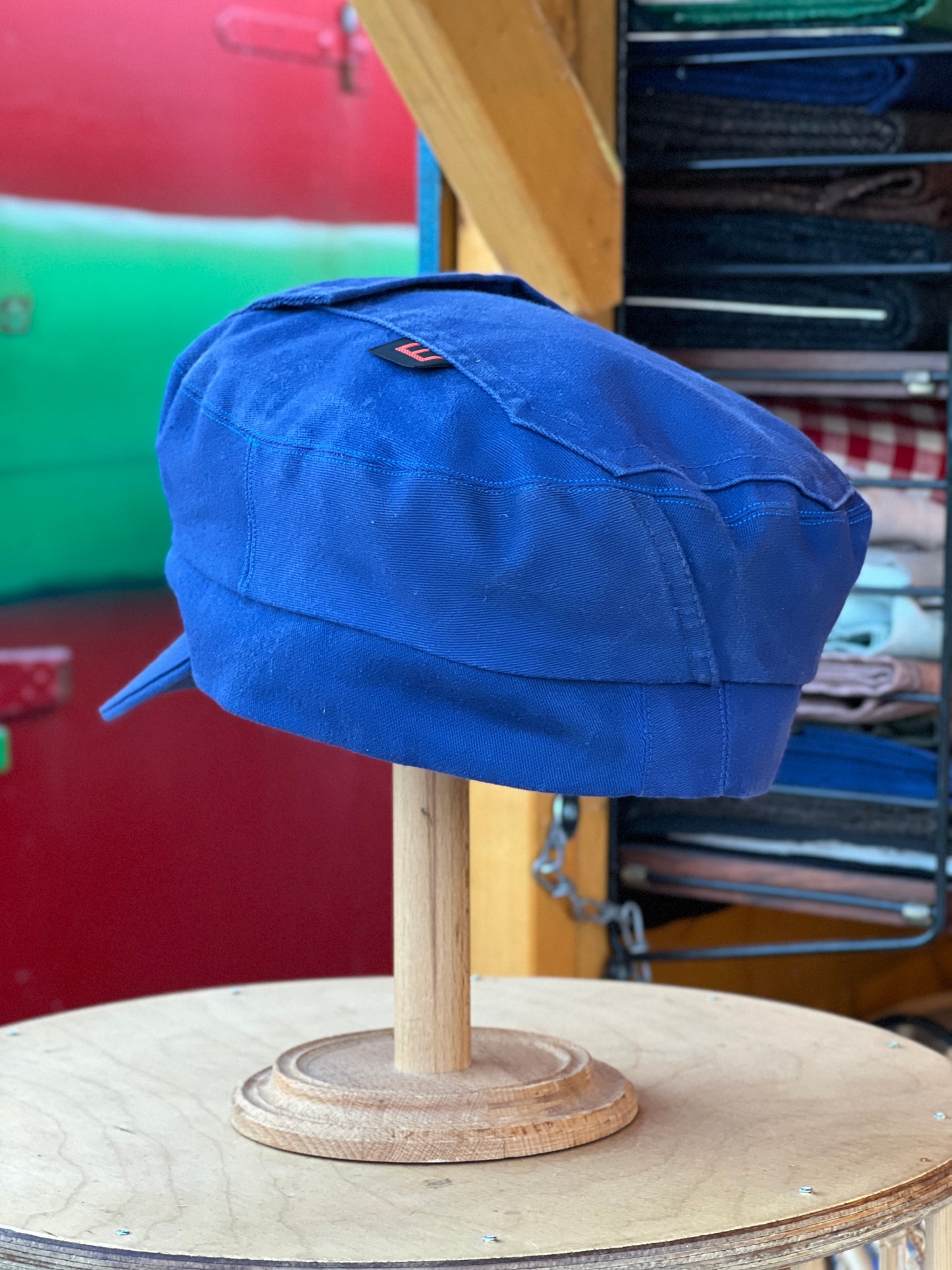 Leon‘s cap