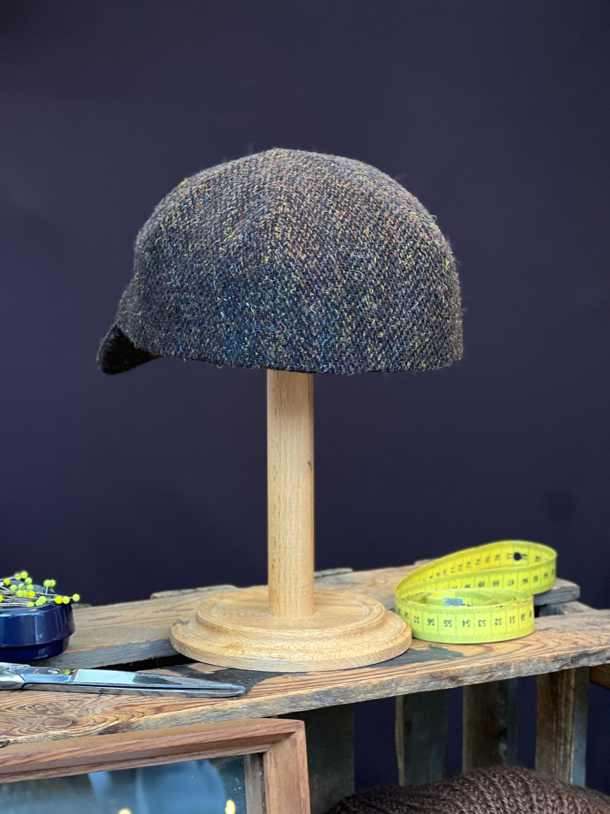 Studio Bosche Basecap Ari Harris Tweed Braun Hinten Links