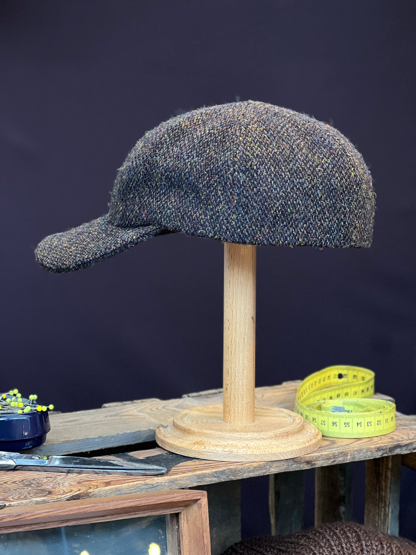 Studio Bosche Basecap Ari Harris Tweed Braun Seite Links
