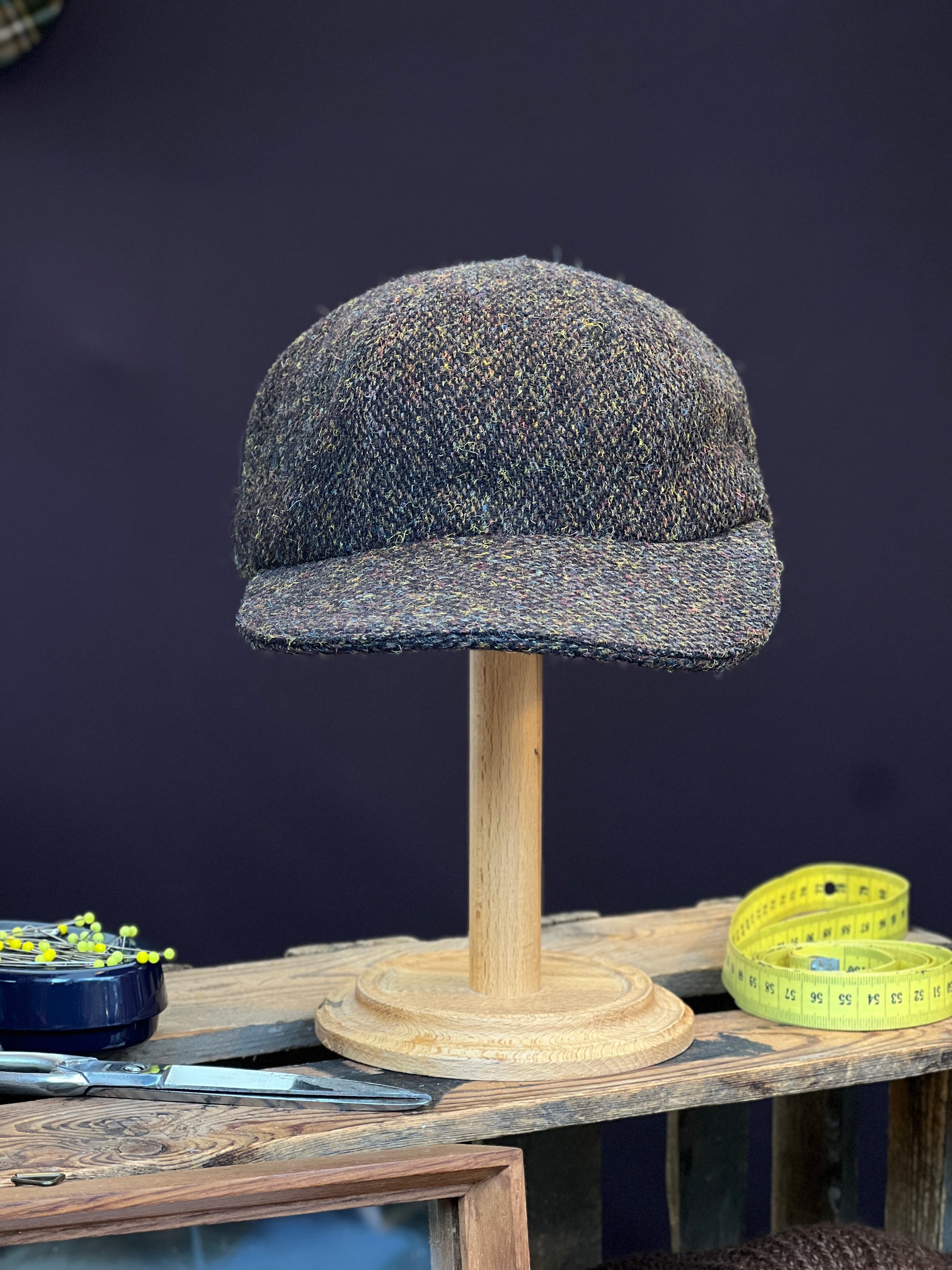 Studio Bosche Basecap Ari Harris Tweed Braun Vorne