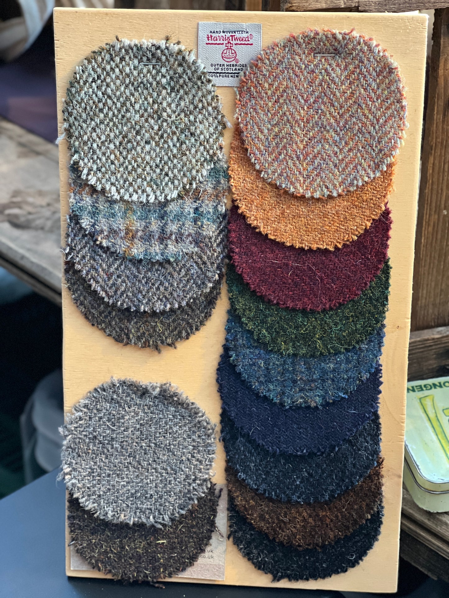 Handgefertigte Klassische Studio Bosche Bakerboy Harris Tweed Wolle für Herren, Farbkarte