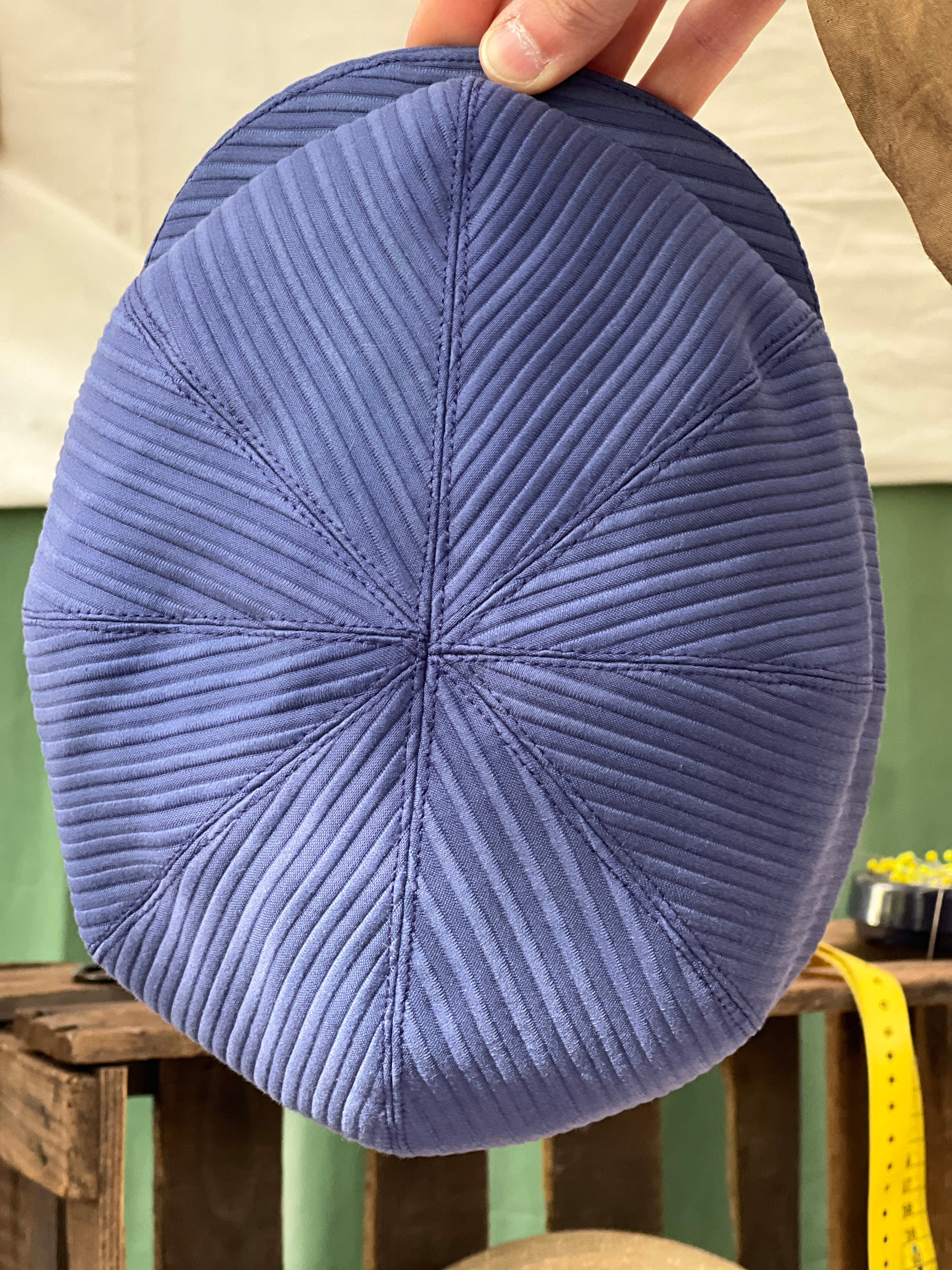 Klassische Sommer Bakerboy, Studio Bosche Zeitungsjungenmütze für Herren aus Blauer Baumwolle Oben