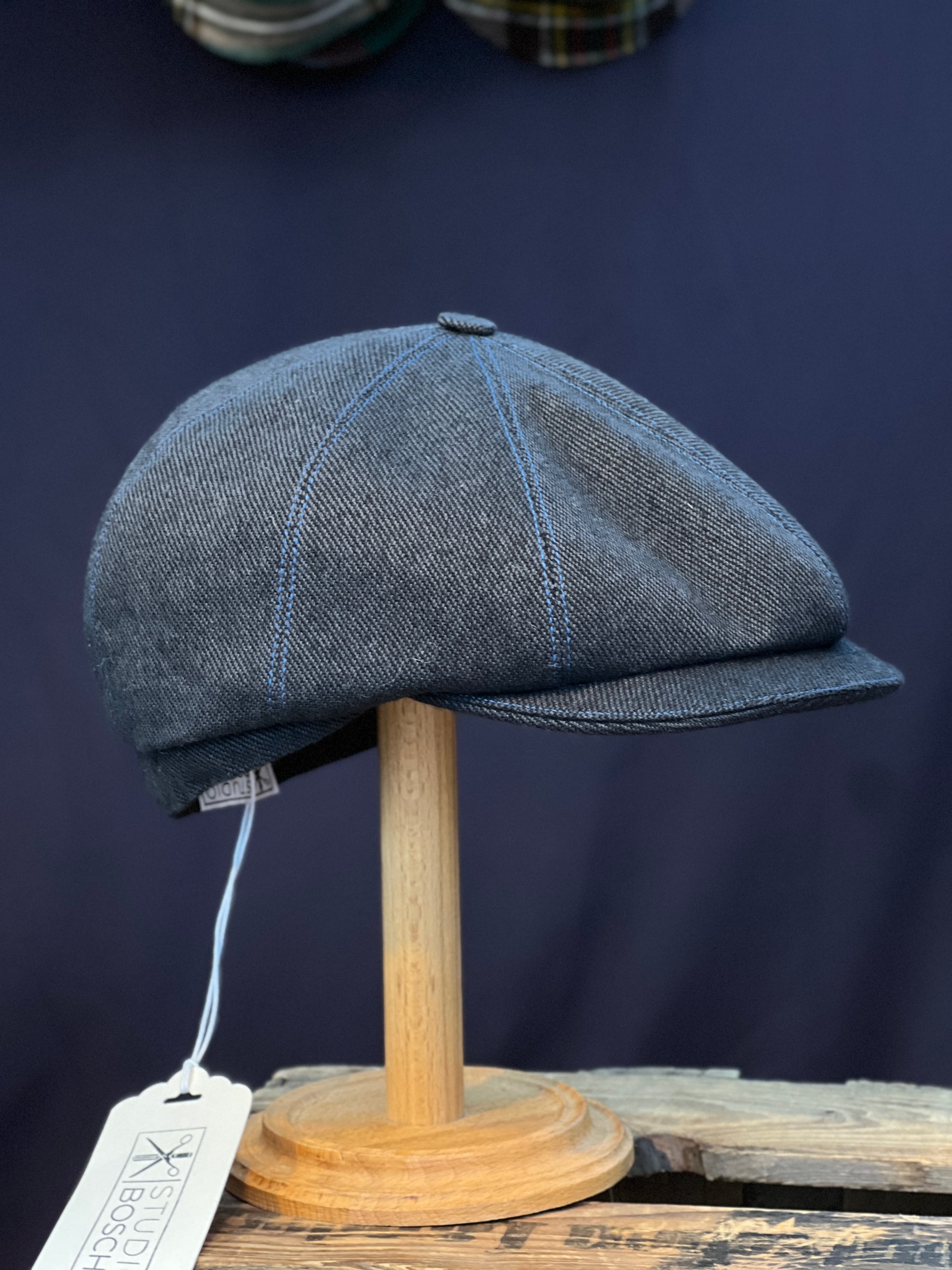 Handgefertigte Klassische Studio Bosche Bakerboy Wolle Navy für Herren Seite Vorne